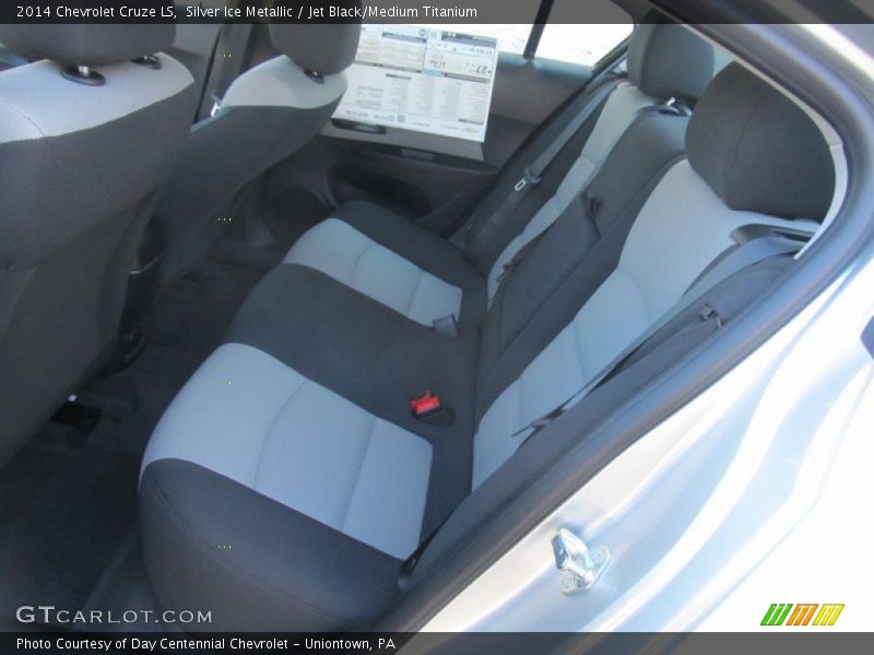 Silver Ice Metallic / Jet Black/Medium Titanium 2014 Chevrolet Cruze LS