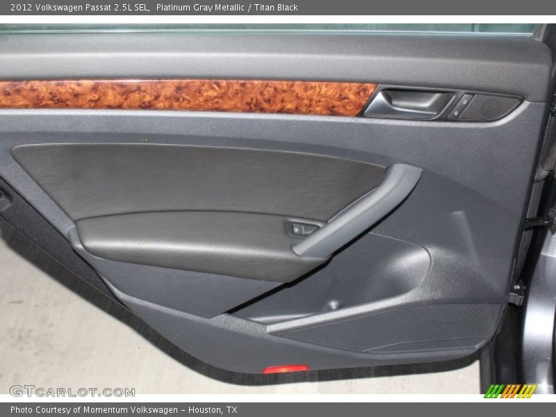 Platinum Gray Metallic / Titan Black 2012 Volkswagen Passat 2.5L SEL