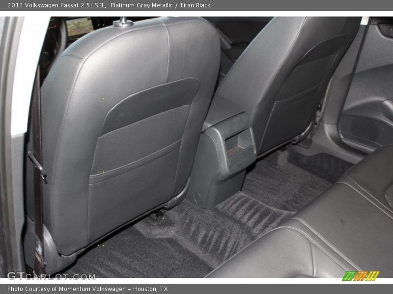 Platinum Gray Metallic / Titan Black 2012 Volkswagen Passat 2.5L SEL