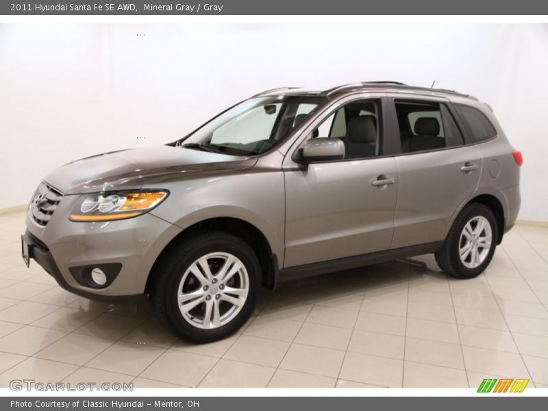 Mineral Gray / Gray 2011 Hyundai Santa Fe SE AWD