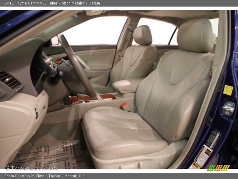 Blue Ribbon Metallic / Bisque 2011 Toyota Camry XLE