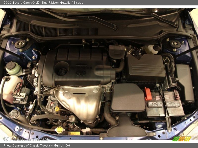 Blue Ribbon Metallic / Bisque 2011 Toyota Camry XLE