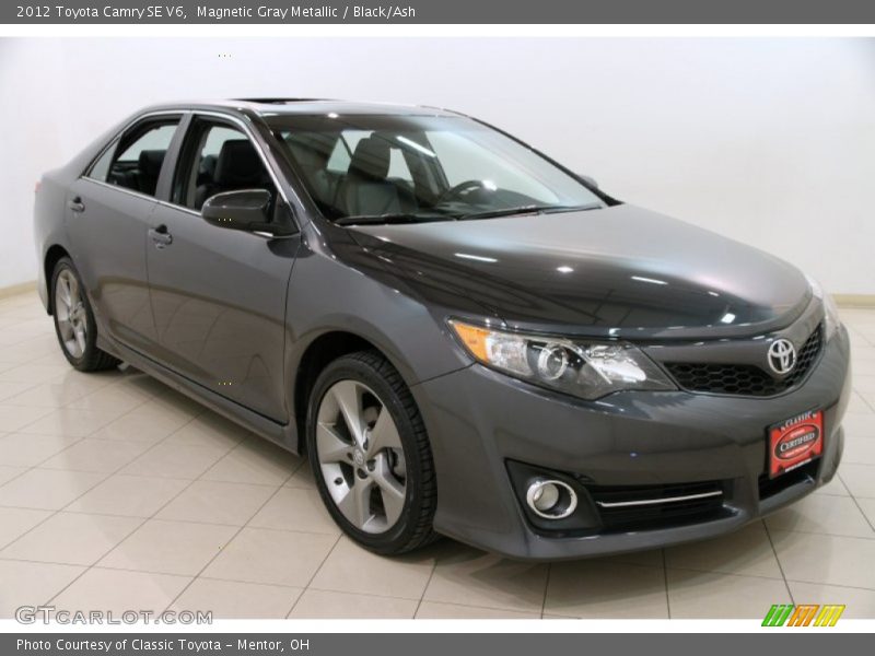 Magnetic Gray Metallic / Black/Ash 2012 Toyota Camry SE V6