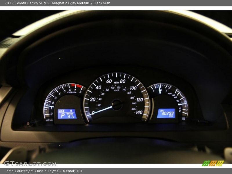 Magnetic Gray Metallic / Black/Ash 2012 Toyota Camry SE V6