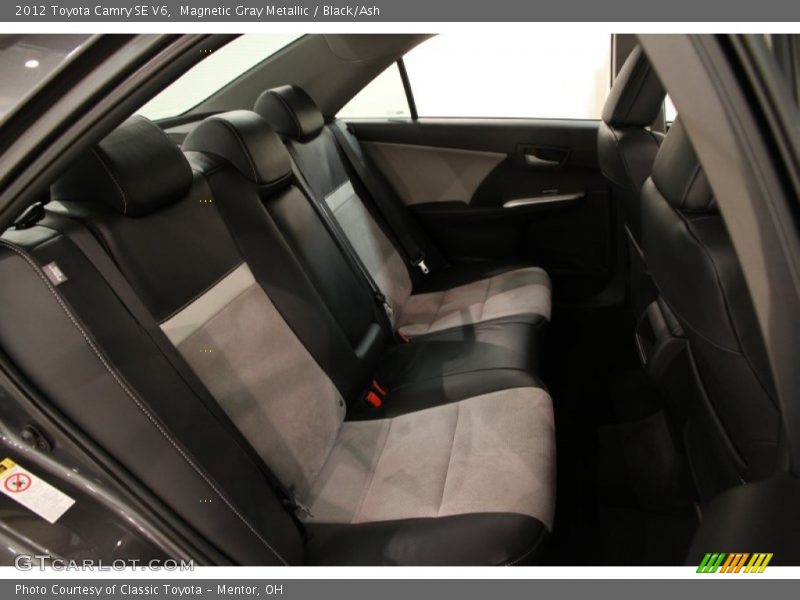 Magnetic Gray Metallic / Black/Ash 2012 Toyota Camry SE V6