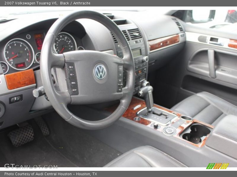 Black / Anthracite 2007 Volkswagen Touareg V6