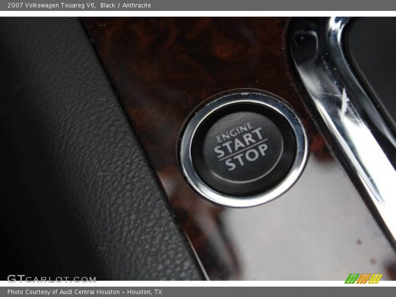 Black / Anthracite 2007 Volkswagen Touareg V6