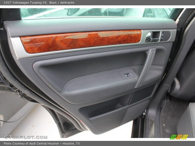 Black / Anthracite 2007 Volkswagen Touareg V6