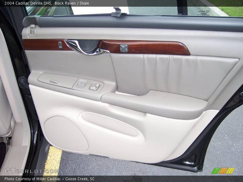 Black Raven / Shale 2004 Cadillac DeVille DHS