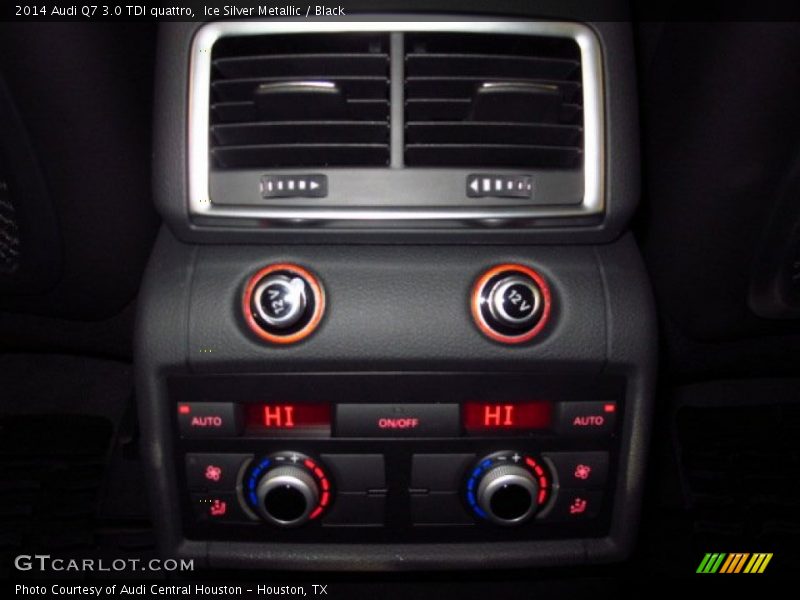 Ice Silver Metallic / Black 2014 Audi Q7 3.0 TDI quattro