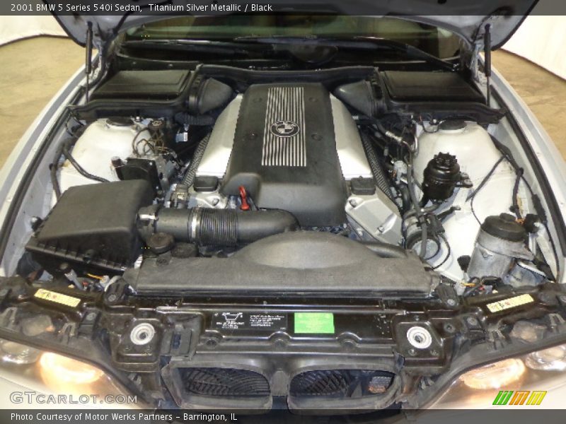  2001 5 Series 540i Sedan Engine - 4.4 Liter DOHC 32-Valve V8