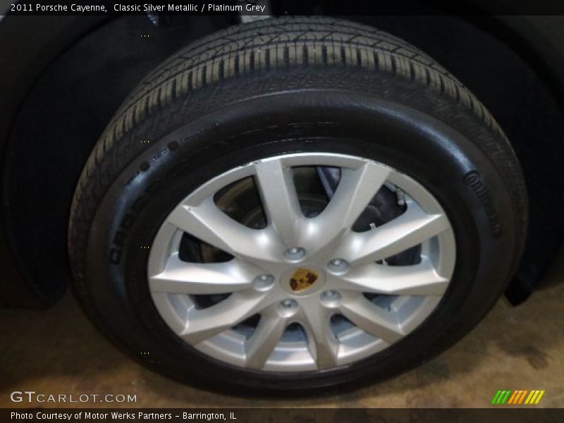 Classic Silver Metallic / Platinum Grey 2011 Porsche Cayenne
