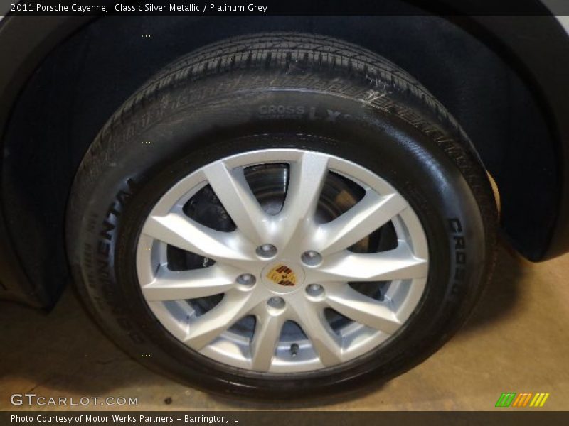 Classic Silver Metallic / Platinum Grey 2011 Porsche Cayenne