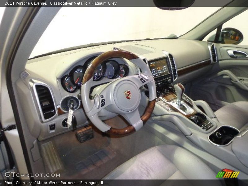 Classic Silver Metallic / Platinum Grey 2011 Porsche Cayenne