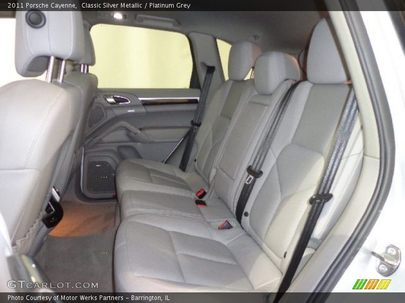Classic Silver Metallic / Platinum Grey 2011 Porsche Cayenne