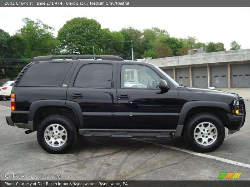 Onyx Black / Medium Gray/Neutral 2002 Chevrolet Tahoe Z71 4x4