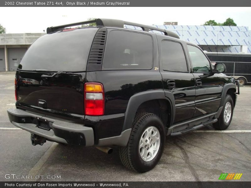 Onyx Black / Medium Gray/Neutral 2002 Chevrolet Tahoe Z71 4x4