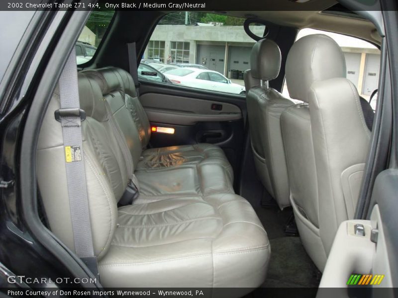 Onyx Black / Medium Gray/Neutral 2002 Chevrolet Tahoe Z71 4x4