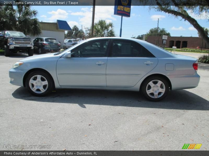 Sky Blue Pearl / Taupe 2005 Toyota Camry XLE