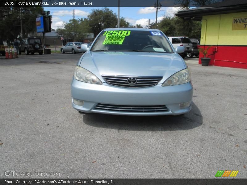Sky Blue Pearl / Taupe 2005 Toyota Camry XLE