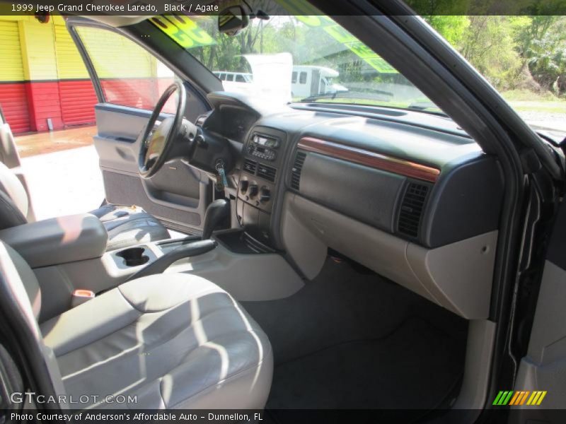 Black / Agate 1999 Jeep Grand Cherokee Laredo