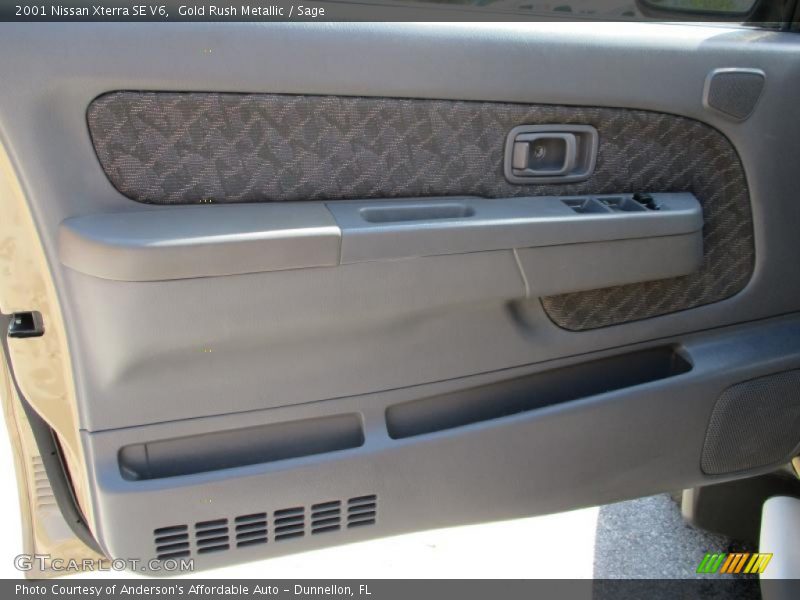 Gold Rush Metallic / Sage 2001 Nissan Xterra SE V6