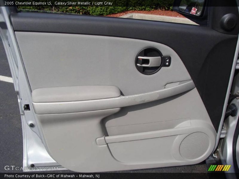 Galaxy Silver Metallic / Light Gray 2005 Chevrolet Equinox LS