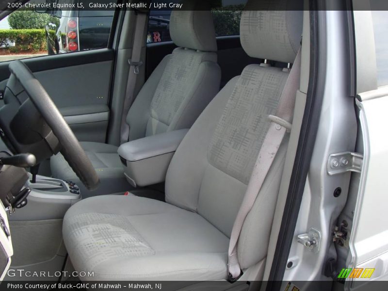Galaxy Silver Metallic / Light Gray 2005 Chevrolet Equinox LS