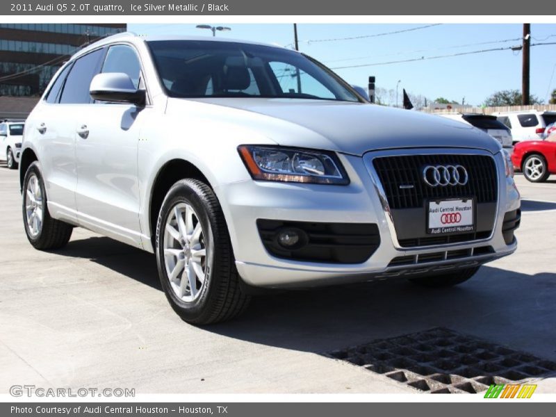 Ice Silver Metallic / Black 2011 Audi Q5 2.0T quattro