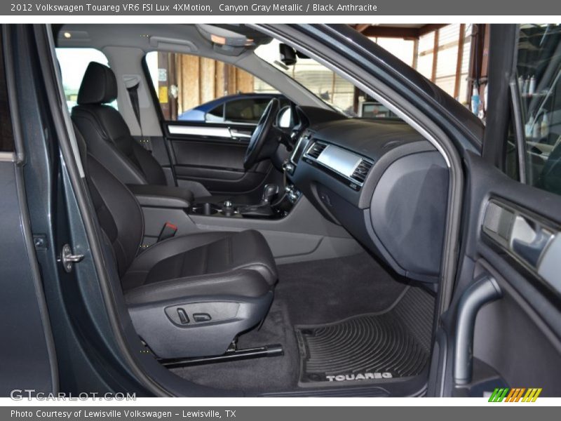 Canyon Gray Metallic / Black Anthracite 2012 Volkswagen Touareg VR6 FSI Lux 4XMotion