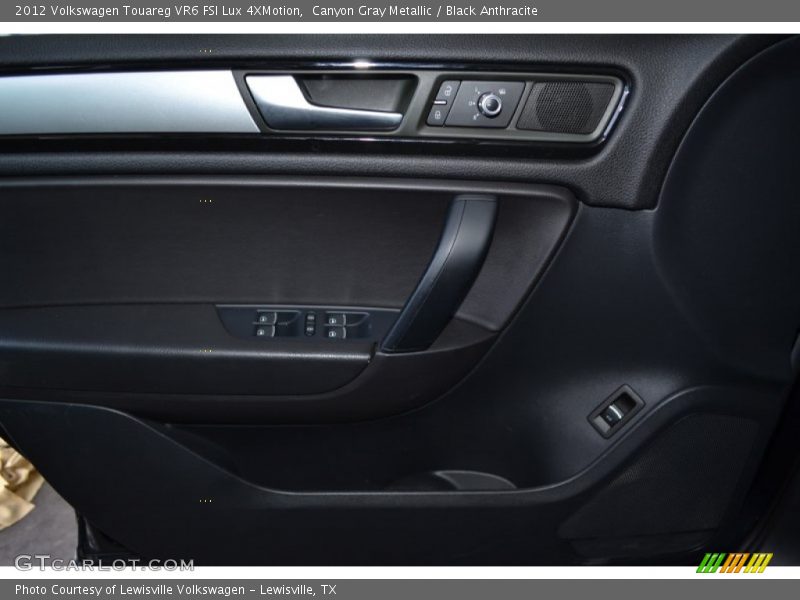 Canyon Gray Metallic / Black Anthracite 2012 Volkswagen Touareg VR6 FSI Lux 4XMotion