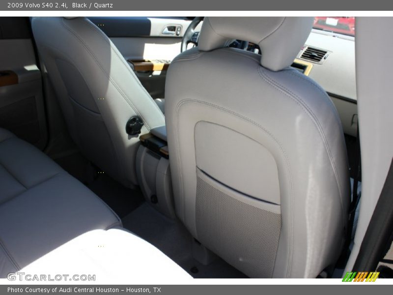 Black / Quartz 2009 Volvo S40 2.4i