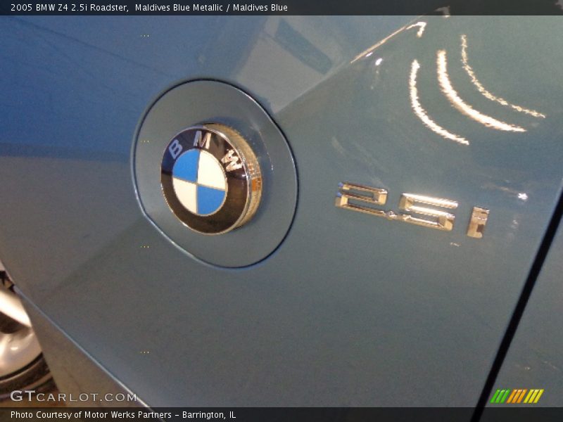  2005 Z4 2.5i Roadster Logo