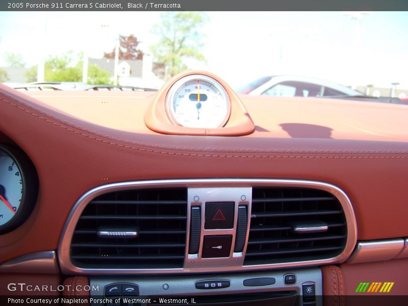 Black / Terracotta 2005 Porsche 911 Carrera S Cabriolet