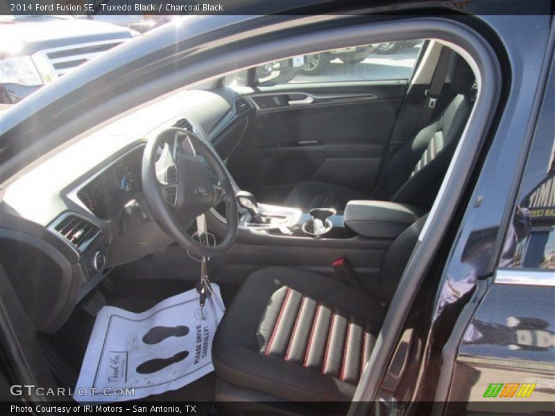 Tuxedo Black / Charcoal Black 2014 Ford Fusion SE