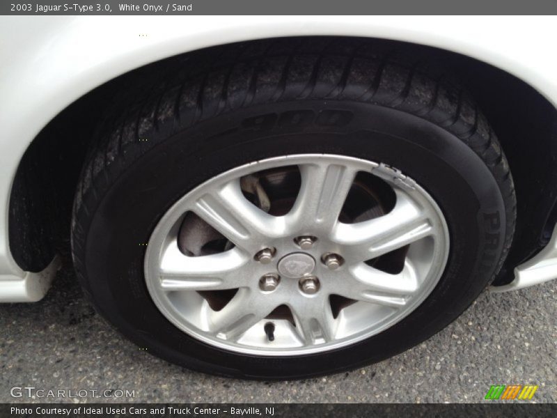 White Onyx / Sand 2003 Jaguar S-Type 3.0