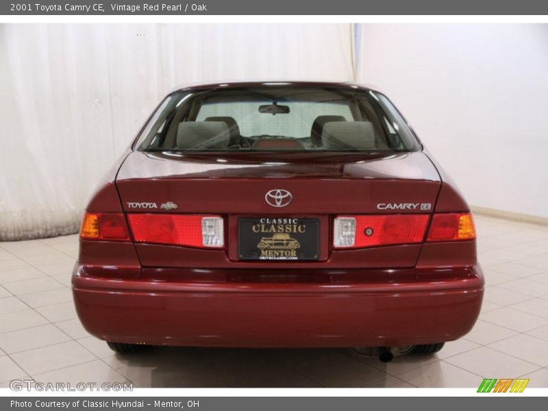 Vintage Red Pearl / Oak 2001 Toyota Camry CE
