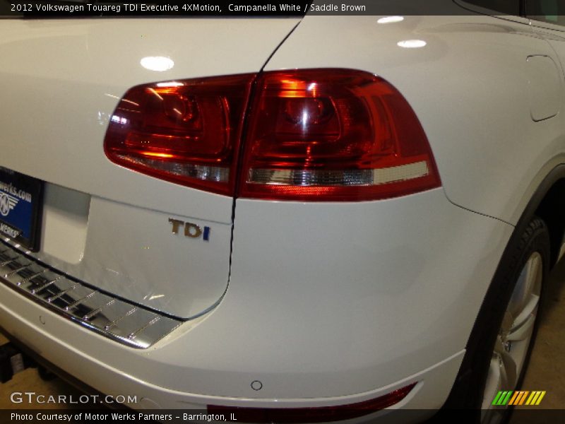Campanella White / Saddle Brown 2012 Volkswagen Touareg TDI Executive 4XMotion