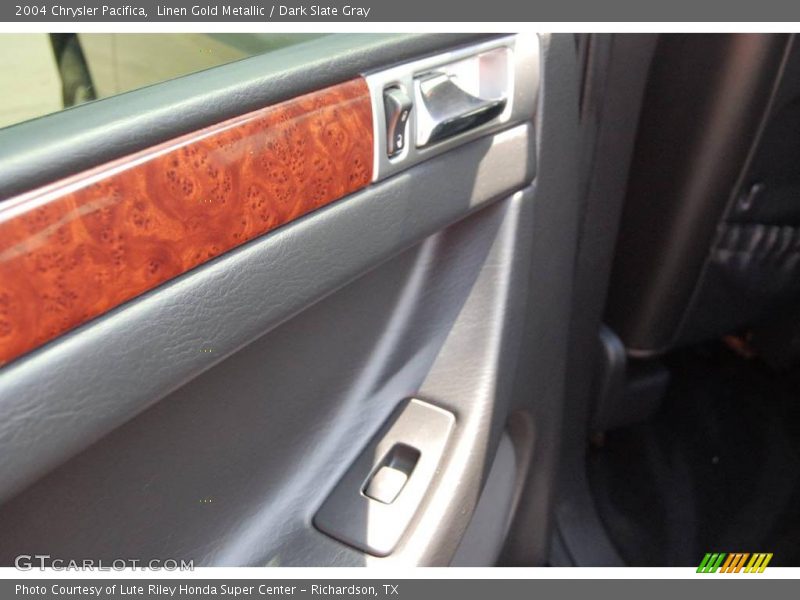 Linen Gold Metallic / Dark Slate Gray 2004 Chrysler Pacifica