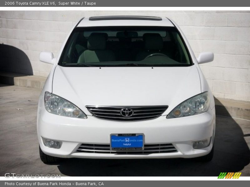 Super White / Taupe 2006 Toyota Camry XLE V6