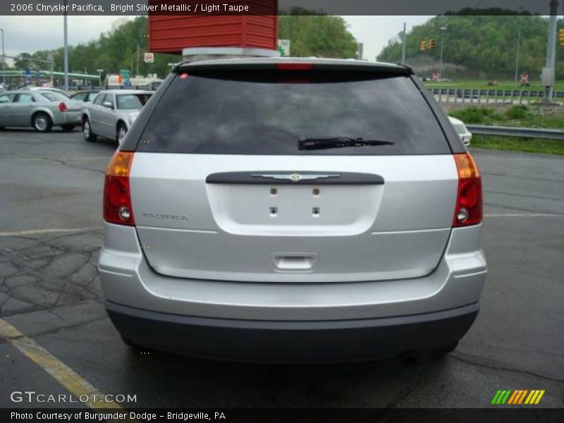 Bright Silver Metallic / Light Taupe 2006 Chrysler Pacifica