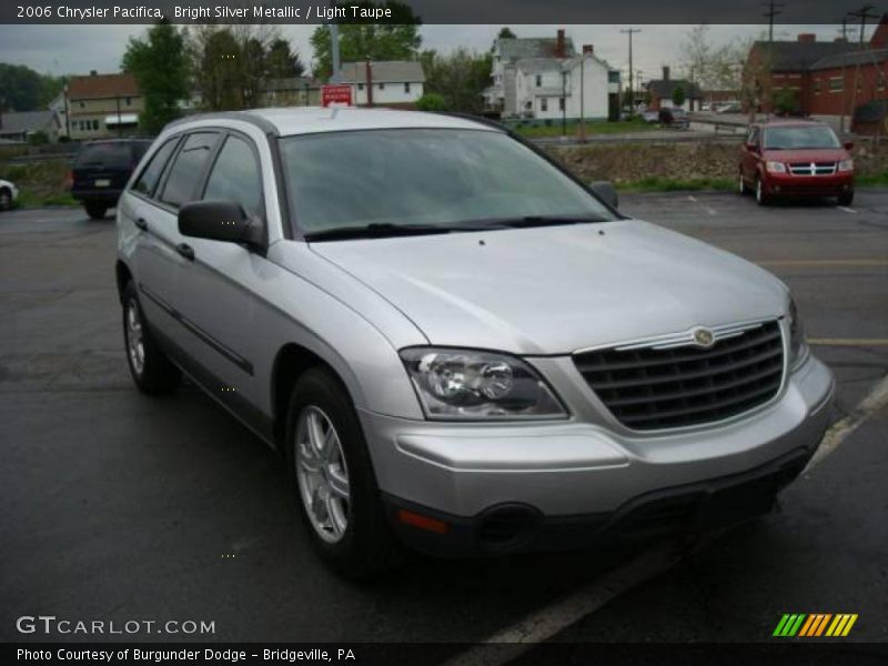 Bright Silver Metallic / Light Taupe 2006 Chrysler Pacifica