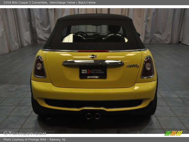 Interchange Yellow / Black/Yellow 2009 Mini Cooper S Convertible