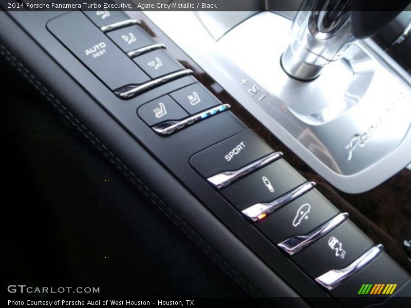 Controls of 2014 Panamera Turbo Executive