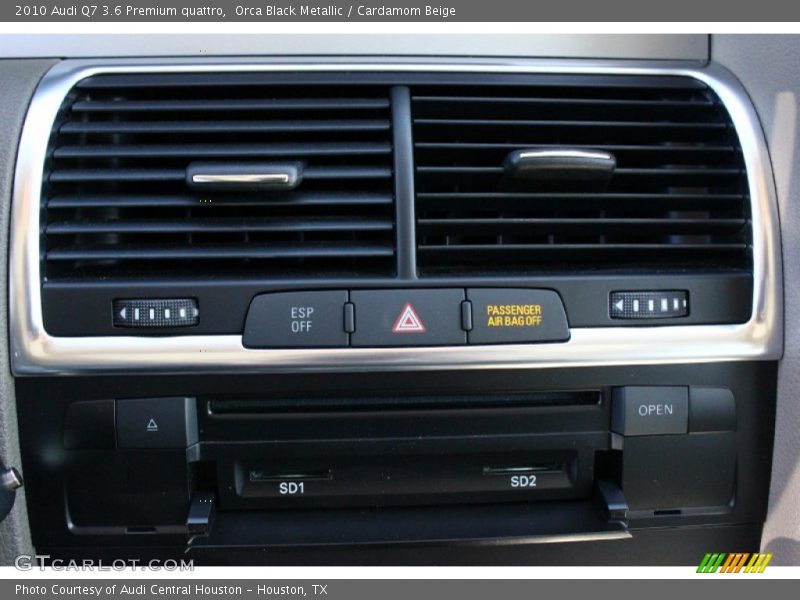 Orca Black Metallic / Cardamom Beige 2010 Audi Q7 3.6 Premium quattro