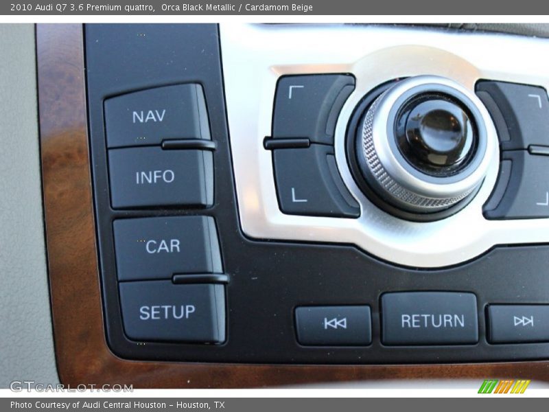 Orca Black Metallic / Cardamom Beige 2010 Audi Q7 3.6 Premium quattro