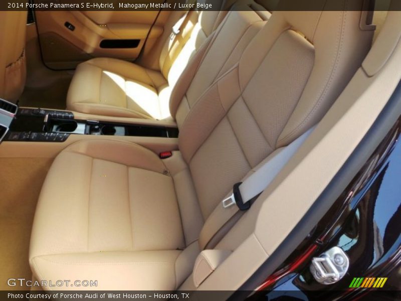 Rear Seat of 2014 Panamera S E-Hybrid