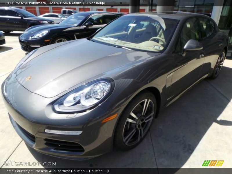 Agate Grey Metallic / Luxor Beige 2014 Porsche Panamera