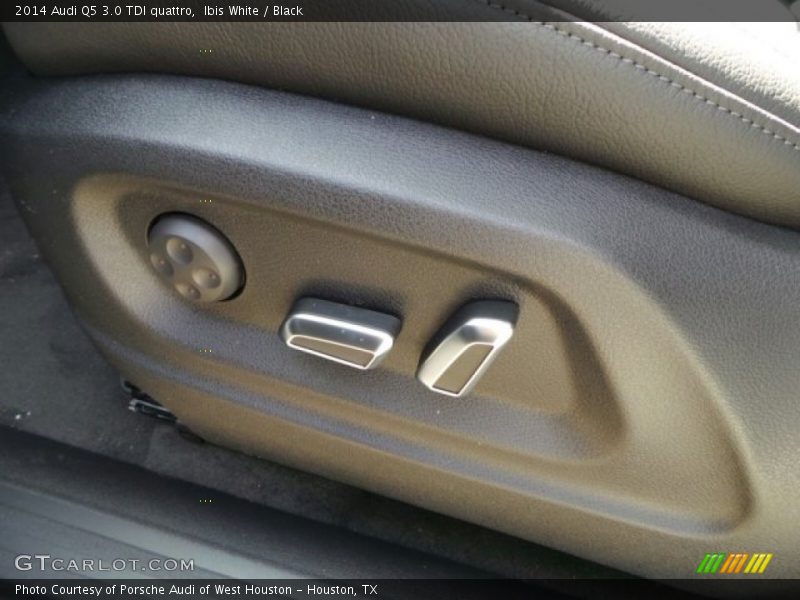 Ibis White / Black 2014 Audi Q5 3.0 TDI quattro