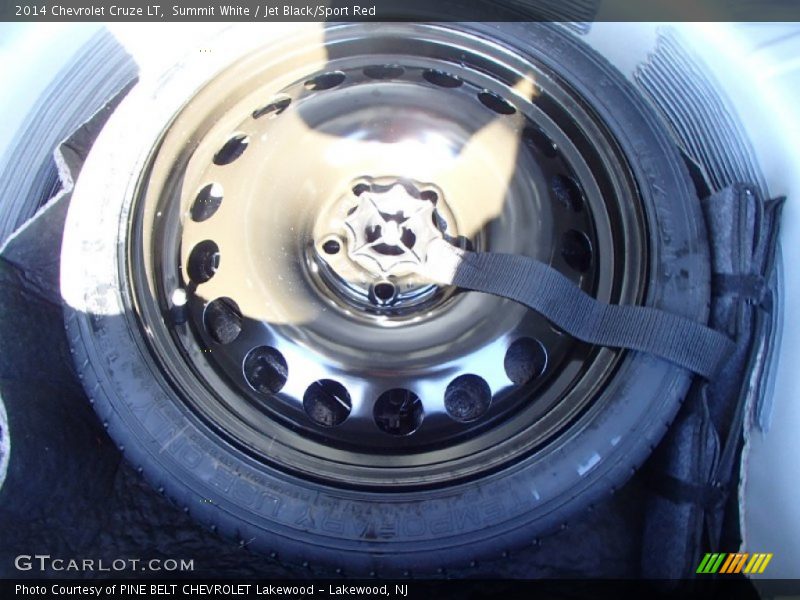 Summit White / Jet Black/Sport Red 2014 Chevrolet Cruze LT